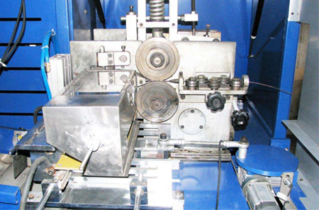 伺服減速機(jī)彈簧機(jī)械 伺服減速機(jī)彈簧機(jī)械